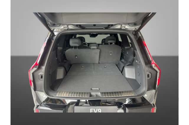 Kia EV9 (2026) thumbnail 3