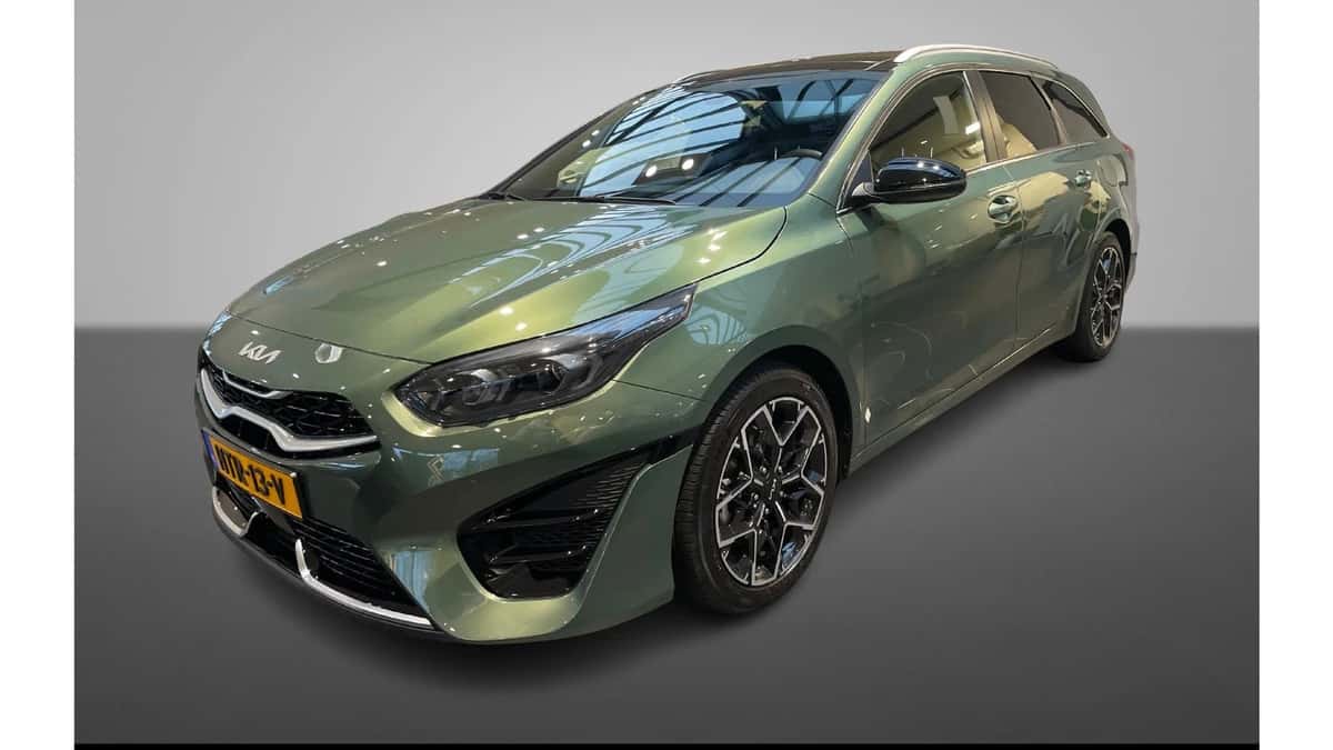 Kia Ceed Sportswagon (2025) — foto 1