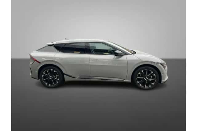 Kia EV6 (2026) thumbnail 2