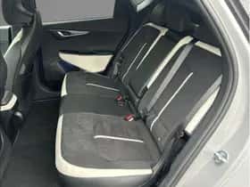 Kia EV6 (2026) thumbnail 7