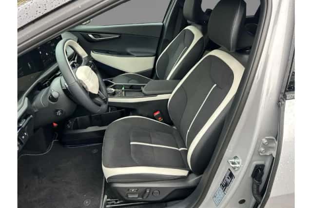 Kia EV6 (2026) thumbnail 9