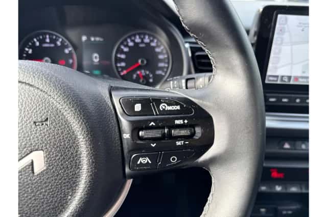 Kia Rio (2022) thumbnail 18