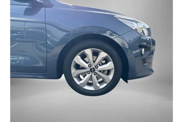 Kia Rio (2022) thumbnail 20