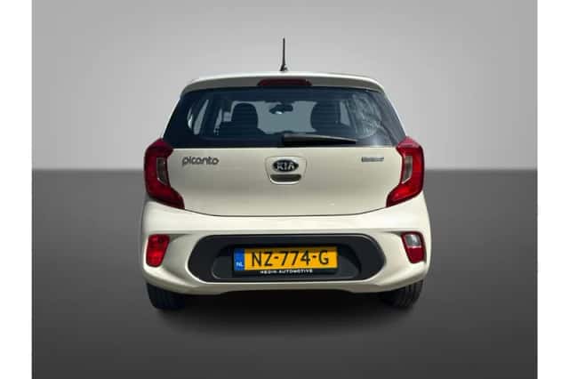 Kia Picanto (2017) thumbnail 3