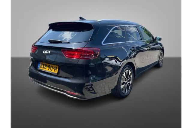 Kia Ceed Sportswagon (2025) thumbnail 4