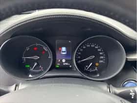Toyota C-HR (2023) thumbnail 21