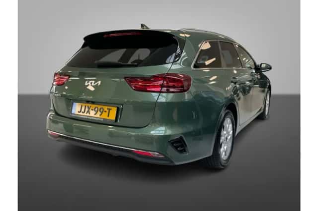 Kia Ceed Sportswagon (2025) thumbnail 4