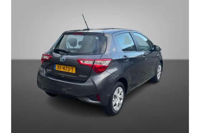Toyota Yaris (2019) thumbnail 4