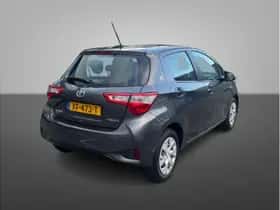 Toyota Yaris (2019) thumbnail 4