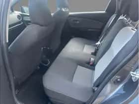Toyota Yaris (2019) thumbnail 6