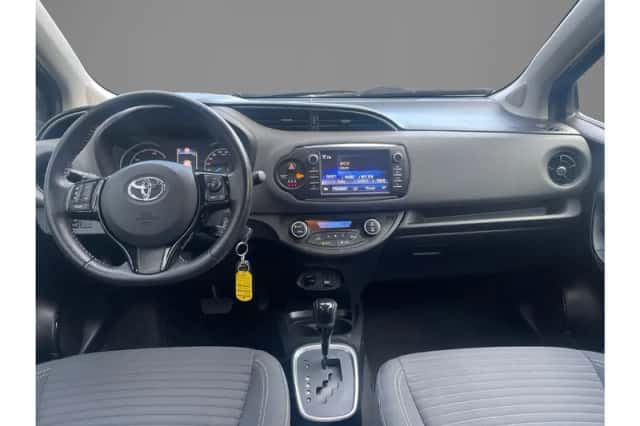 Toyota Yaris (2019) thumbnail 9