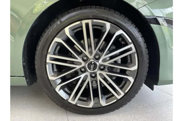 Kia Ceed Sportswagon (2024) thumbnail 4