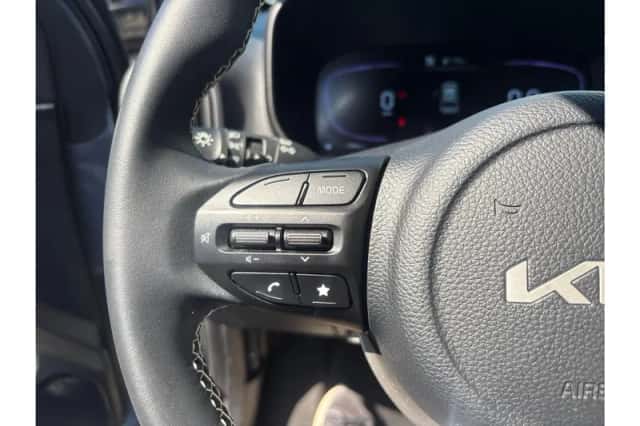 Kia Picanto (2024) thumbnail 17