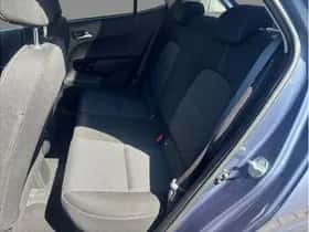 Kia Picanto (2024) thumbnail 6