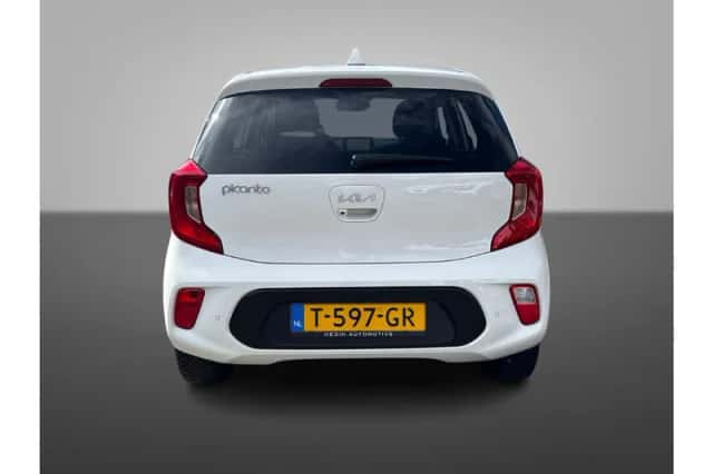 Kia Picanto (2023) thumbnail 3