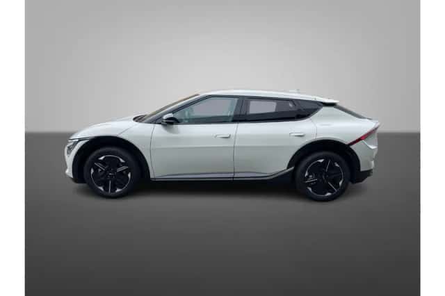 Kia EV6 (2024) thumbnail 2