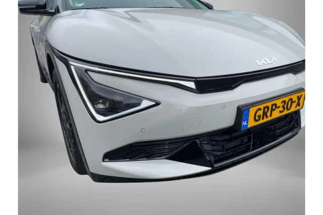 Kia EV6 (2024) thumbnail 11