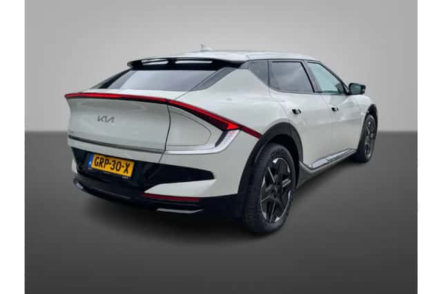 Kia EV6 (2024) thumbnail 4