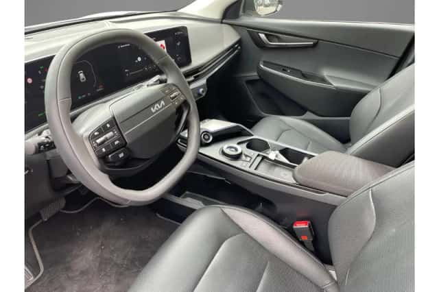Kia EV6 (2024) thumbnail 10