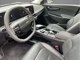 Kia EV6 (2024) thumbnail 10