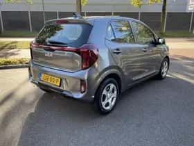 Kia Picanto (2025) thumbnail 2