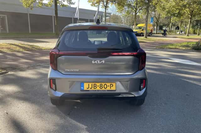 Kia Picanto (2025) thumbnail 9
