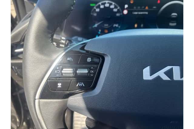 Kia Niro EV (2025) thumbnail 17