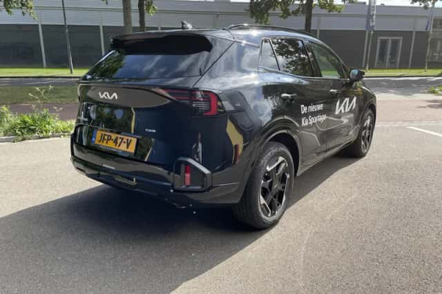Kia Sportage (2025) thumbnail 2