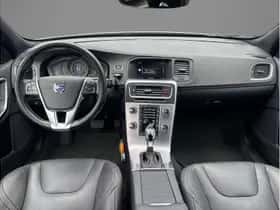 Volvo V60 (2018) thumbnail 9