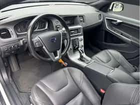 Volvo V60 (2018) thumbnail 10