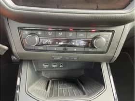 SEAT Arona (2018) thumbnail 12