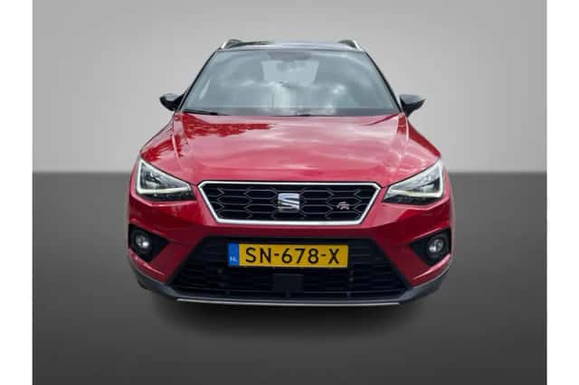 SEAT Arona (2018) thumbnail 5