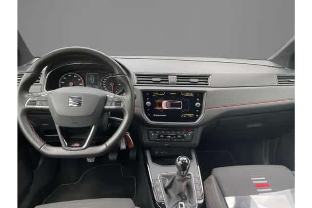 SEAT Arona (2018) thumbnail 9