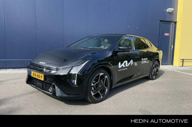 Kia EV4 (2025) thumbnail 1