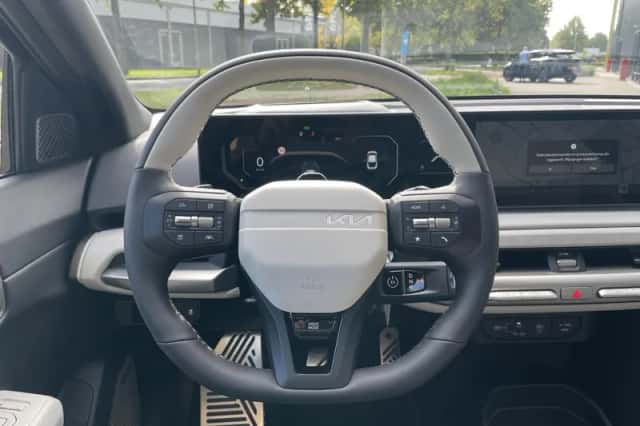Kia EV4 (2025) thumbnail 15