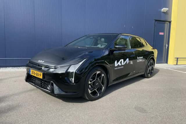 Kia EV4 (2025) thumbnail 24
