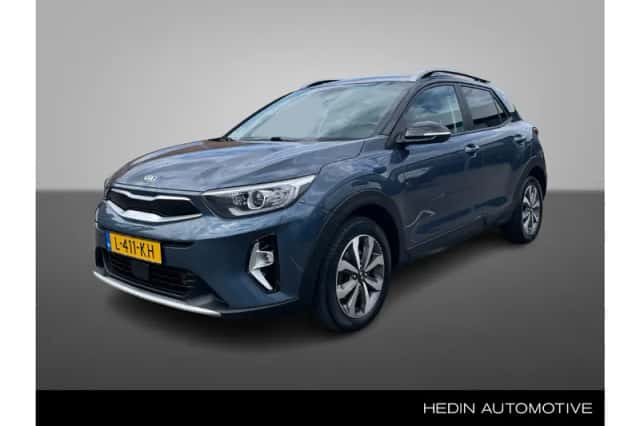 Kia Stonic (2021) thumbnail 1