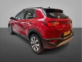 Kia Stonic (2021) thumbnail 3
