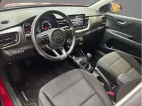 Kia Stonic (2021) thumbnail 10
