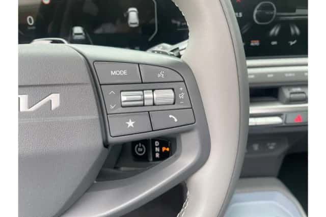 Kia EV3 (2025) thumbnail 18