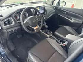 Suzuki S-Cross (2024) thumbnail 13