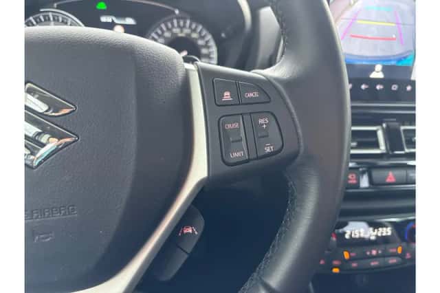 Suzuki S-Cross (2024) thumbnail 18