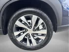 Suzuki S-Cross (2024) thumbnail 20