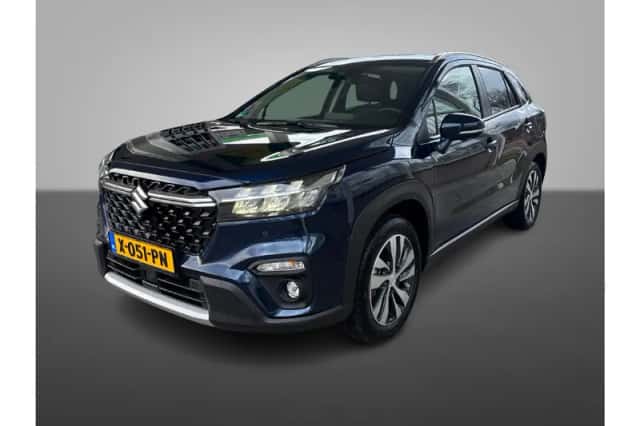 Suzuki S-Cross (2024) thumbnail 23