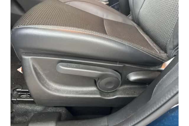 Suzuki S-Cross (2024) thumbnail 6