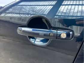 Suzuki S-Cross (2024) thumbnail 8