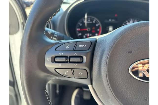 Kia Picanto (2021) thumbnail 17