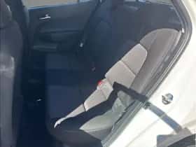 Kia Picanto (2021) thumbnail 6