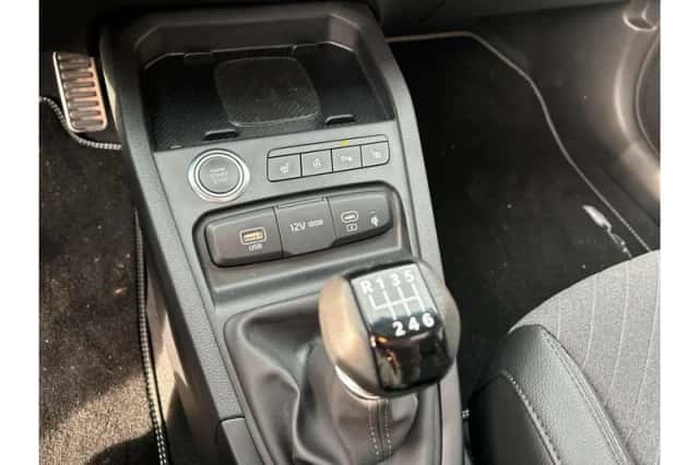Kia Stonic (2026) thumbnail 15