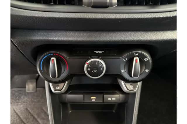 Kia Picanto (2020) thumbnail 7